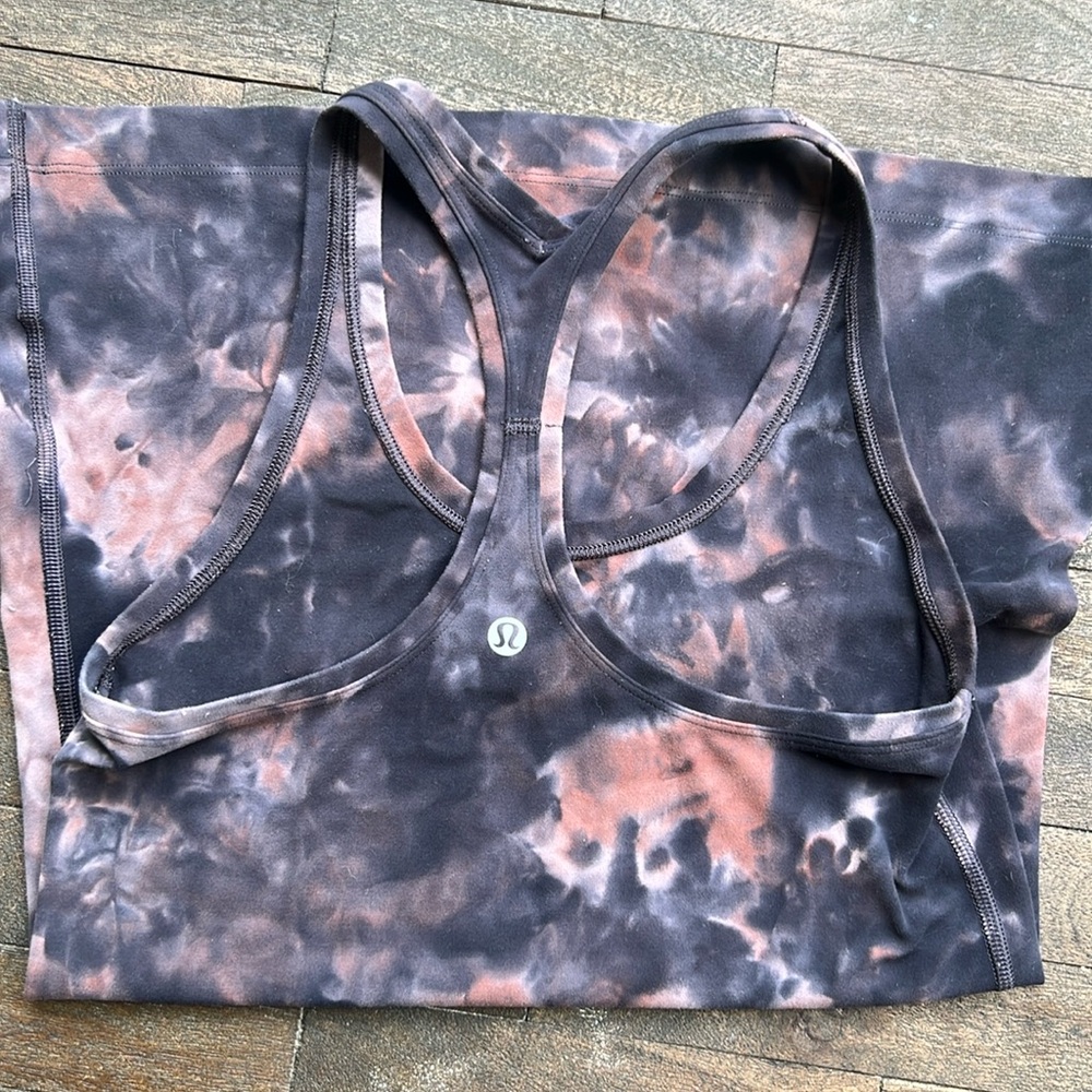 Lululemon razorback tank top